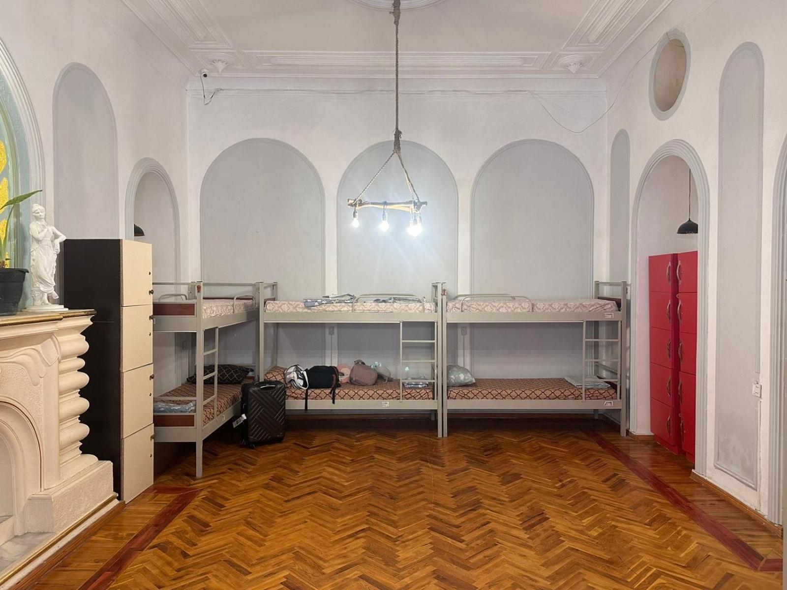 Flora Music & Art Hostel Baku Eksteriør billede